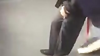 Il y va pas de main morte (Sexy Guy Cruising on the Subway)