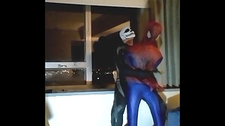 skeleton faced frogman humps spiderman